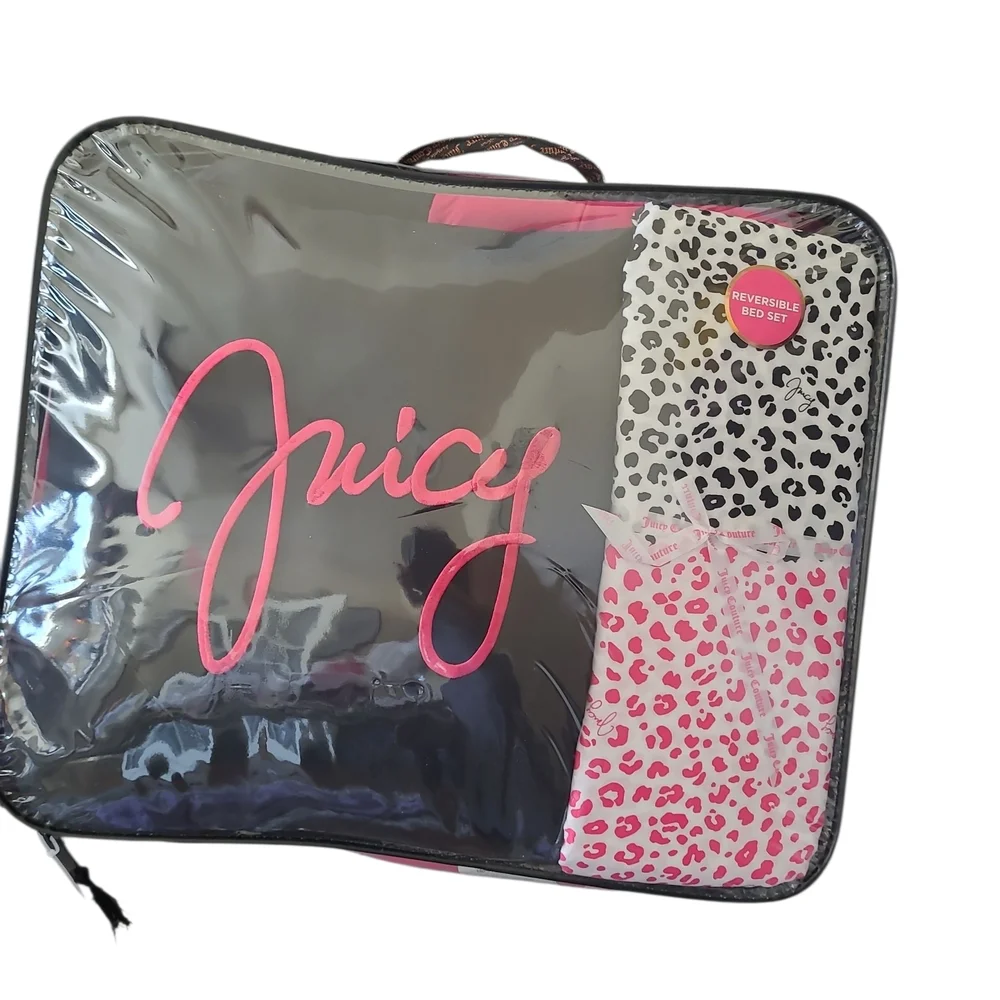 Juicy Couture Pink and Black Reversible Bed Set - Queen
